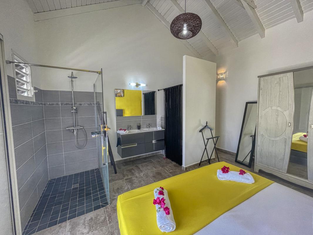 Location villa Guadeloupe Saint François - 3 suites avec salle de douche pour 6 personnes - piscine (25)